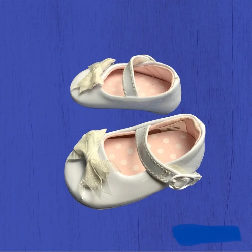 Teeny Toes Off-White Sandals & White Dress Shoes Inf Girl 1